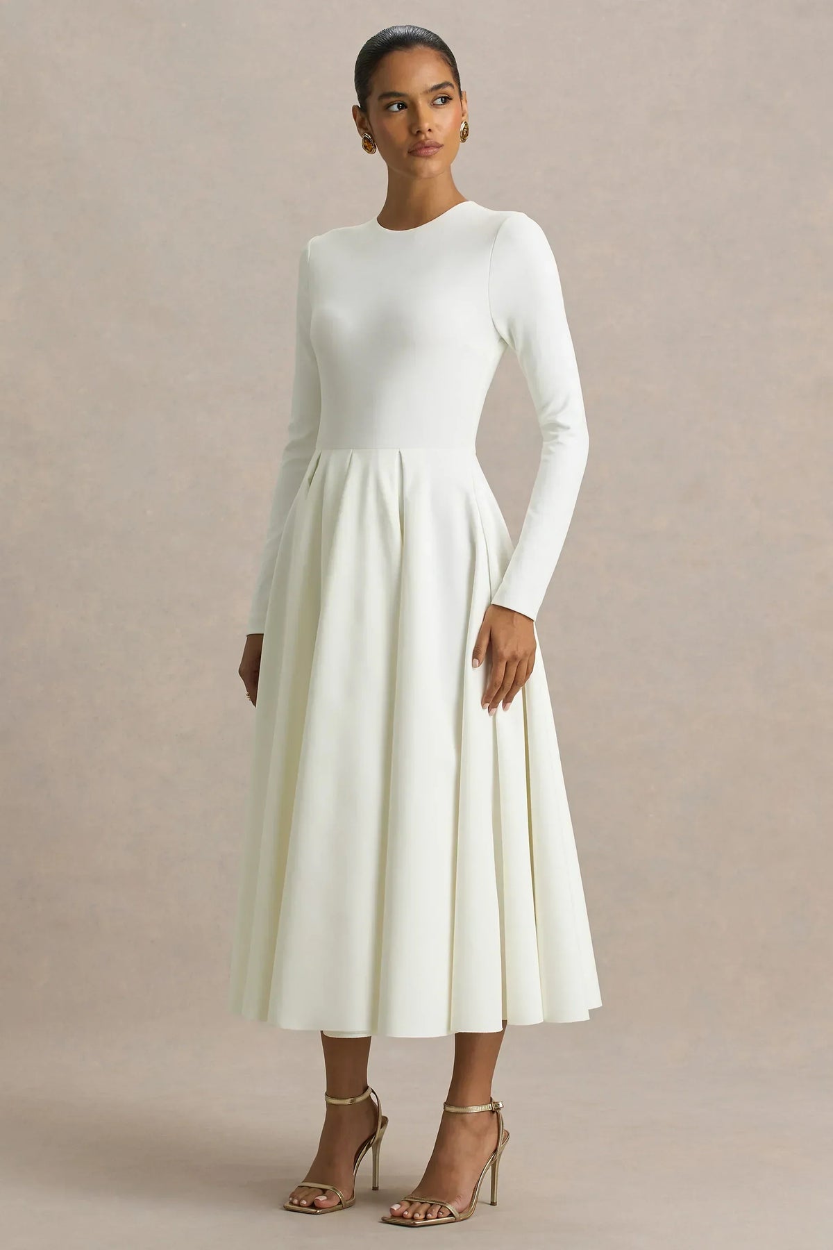 Bellamy | Robe longue mi-mollet en tricot écru à col rond et manches longues