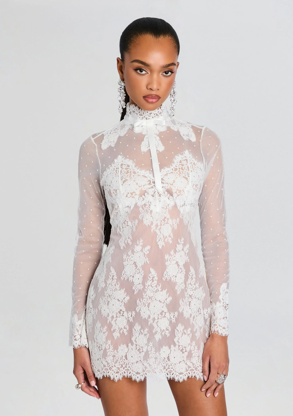 Robe Faylin en dentelle