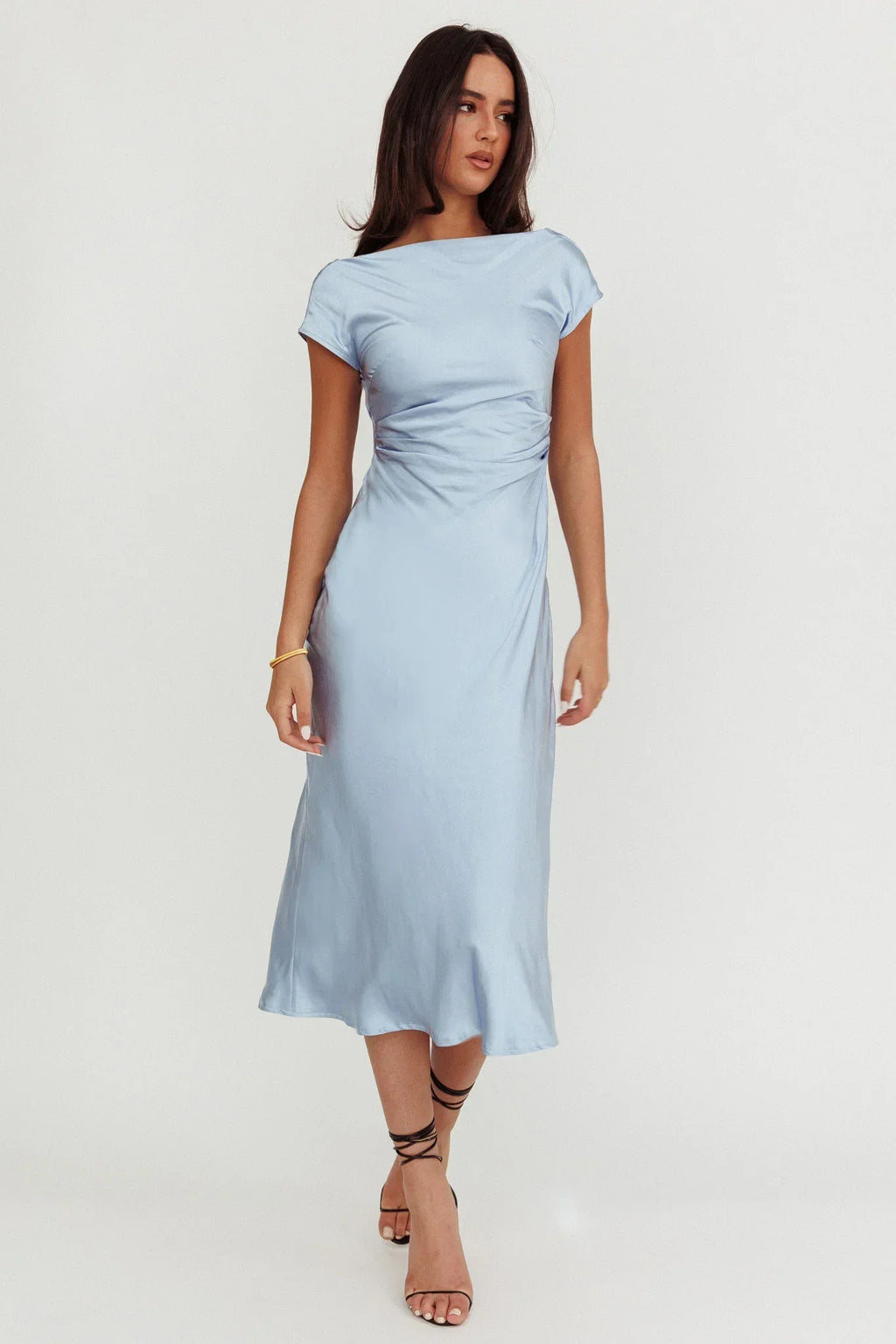 Robe midi Loveland à manches courtes, col bénitier et dos nu, bleu clair