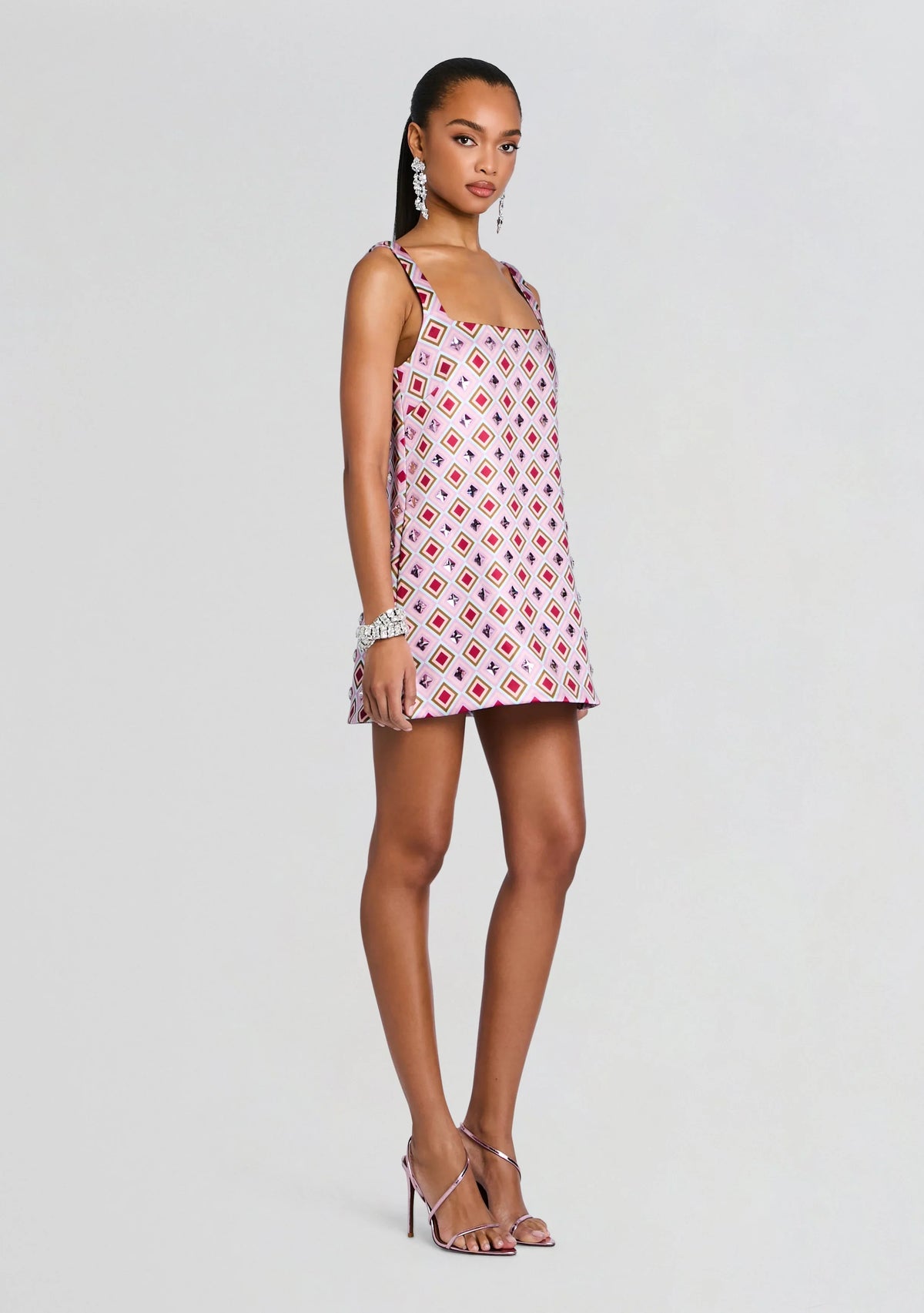 Robe ornée Zephyra