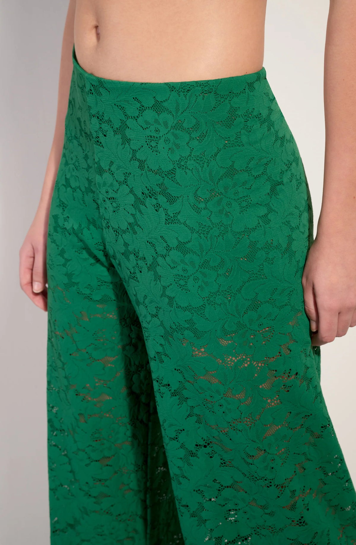Pantalon en dentelle bronze Paco
