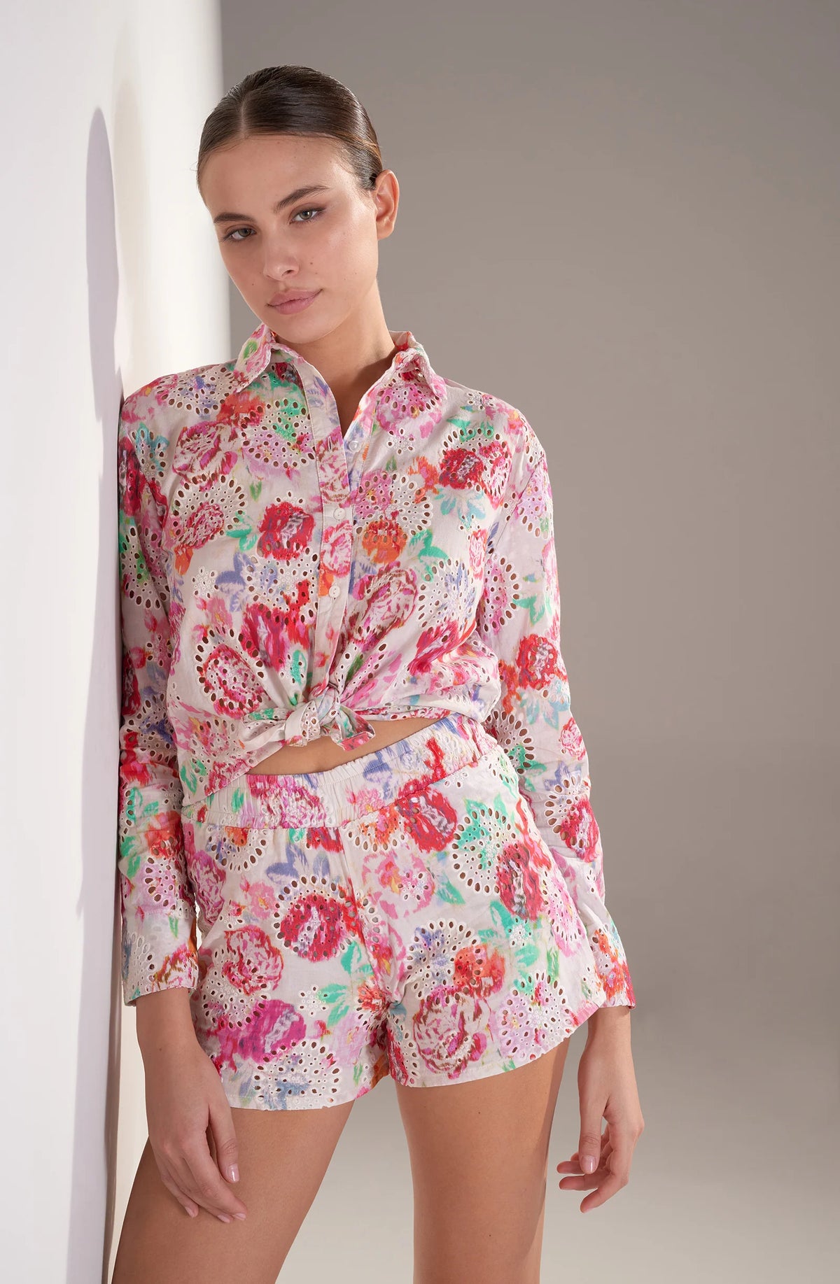cyntia Button-down shirt in printed English embroidery