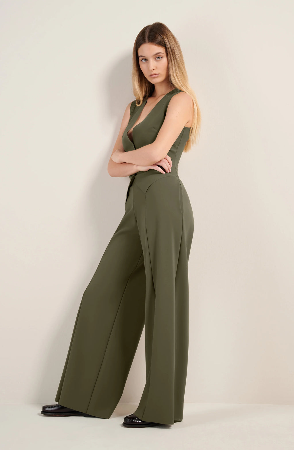 gabie Lichen green vest