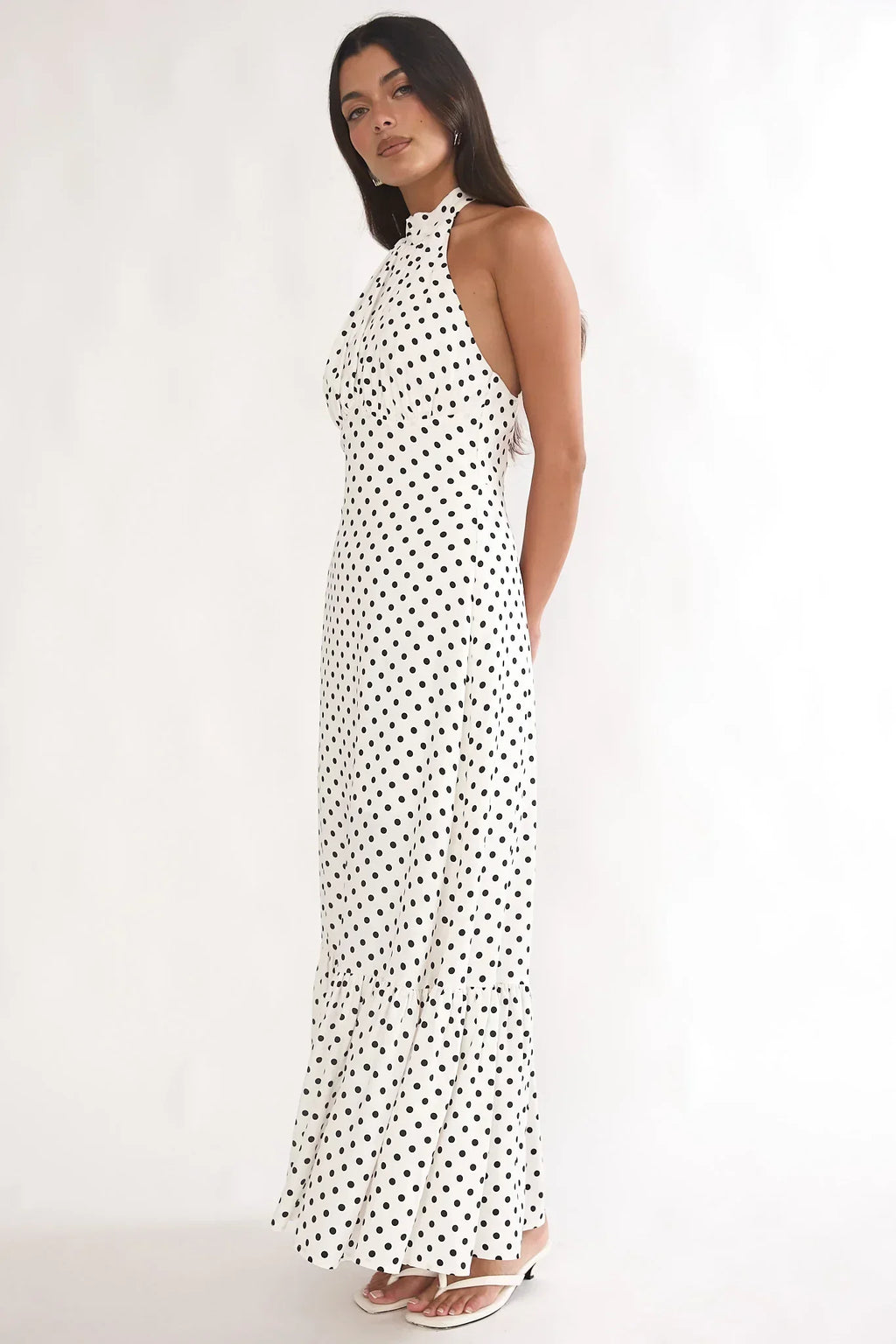 Robe longue Romana à licou et col montant à pois blancs