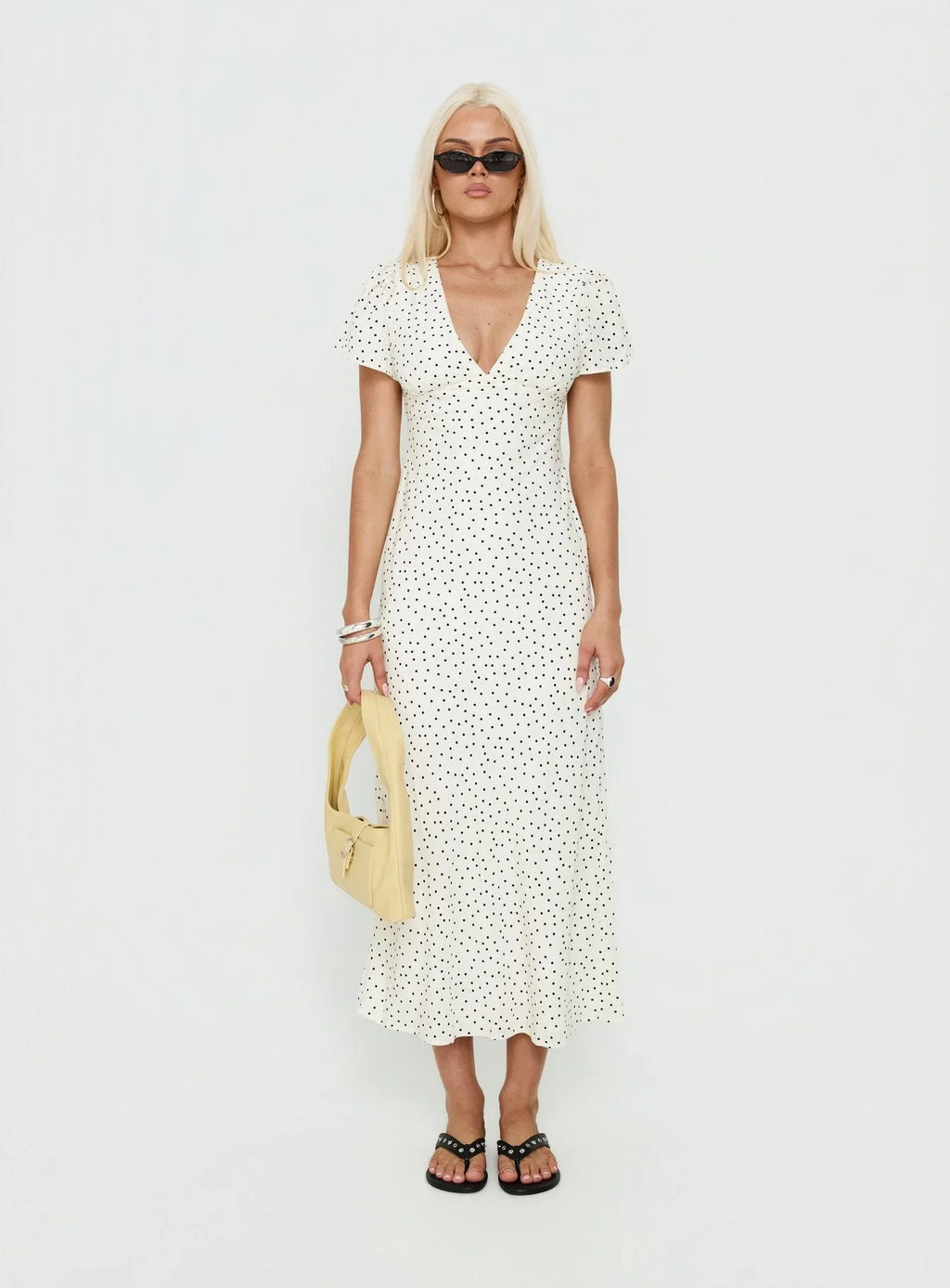 Robe longue Mareiko col en V à pois crème