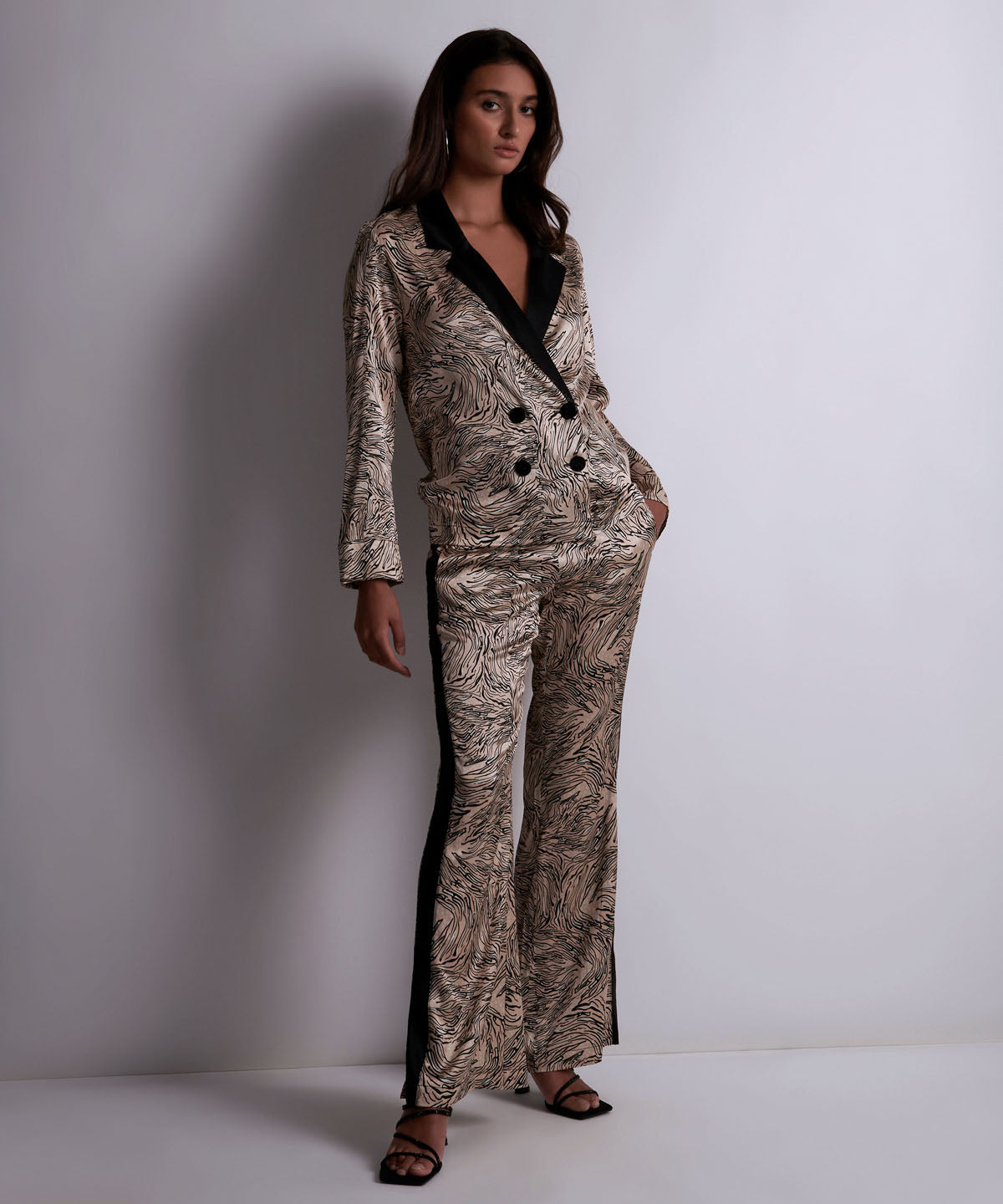 Smocky Night Blouse Féline