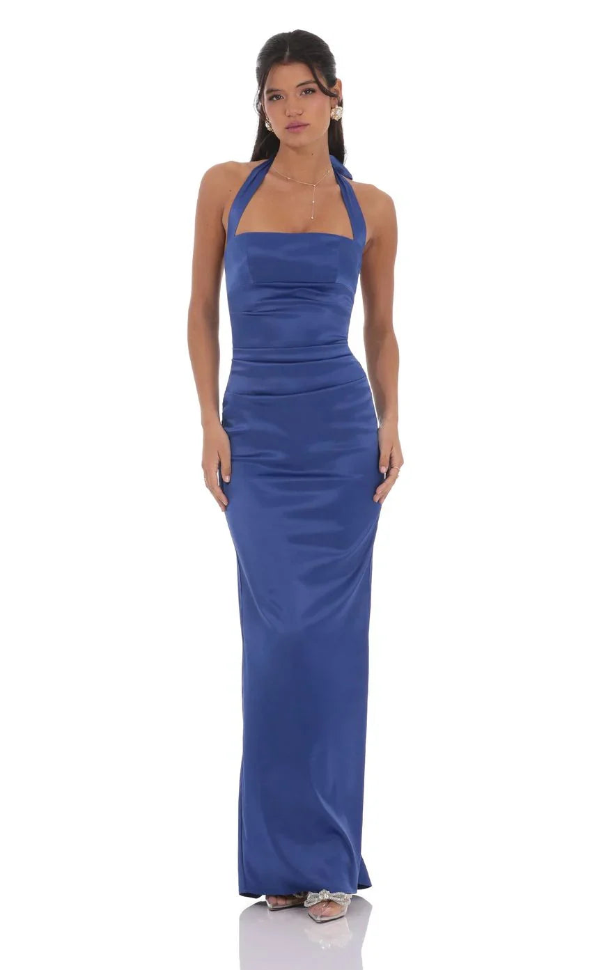 Robe longue licou en satin bleue