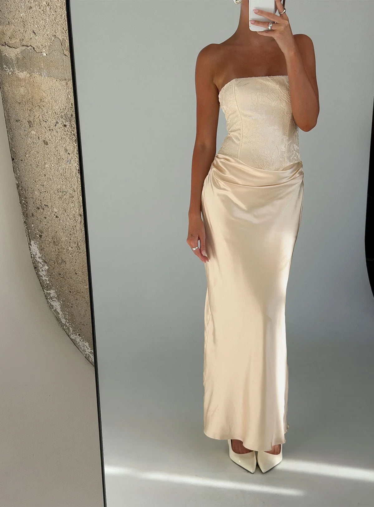 Robe longue drapée sans bretelles Jenevieve Citron