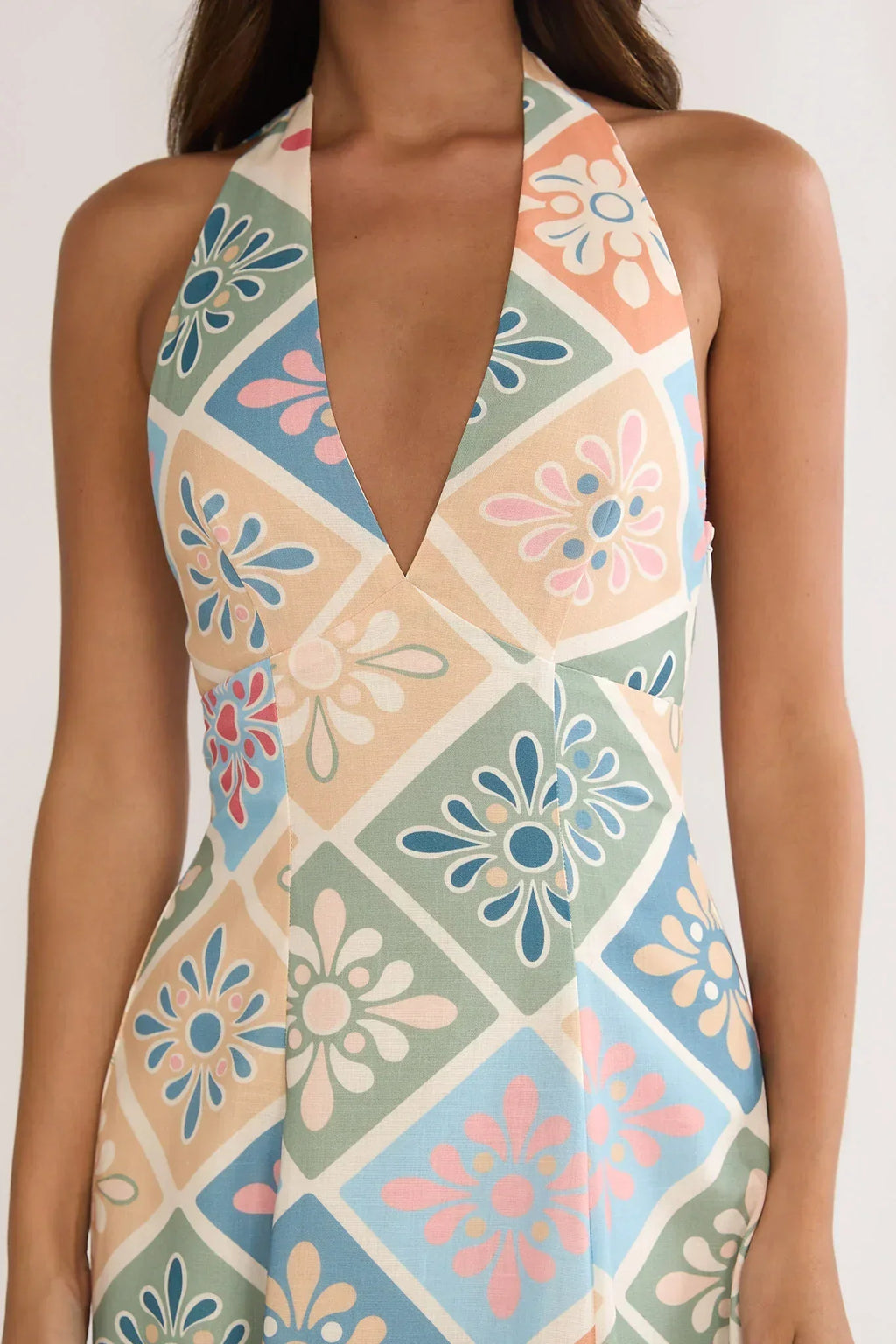 Robe longue trapèze à col montant Nolara vert multicolore