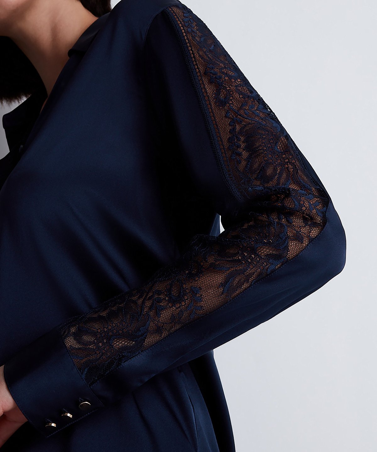 Midnight Whisper Chemisier Bleu Soir