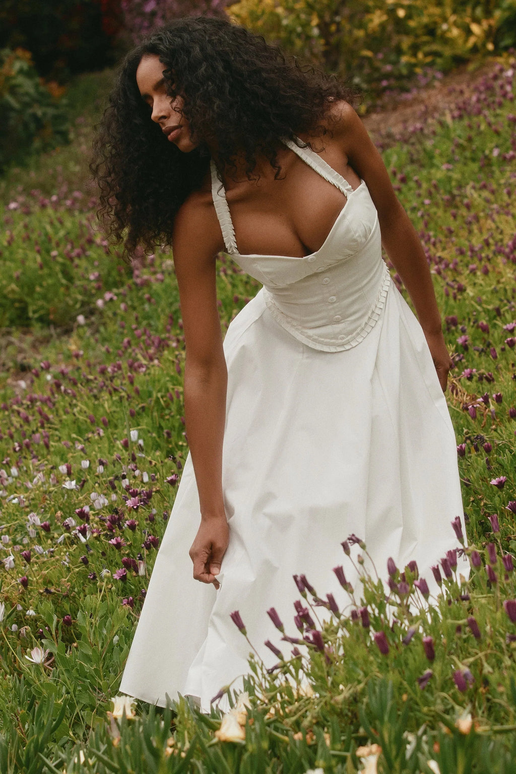 robe midi blanche en coton stretch à licou