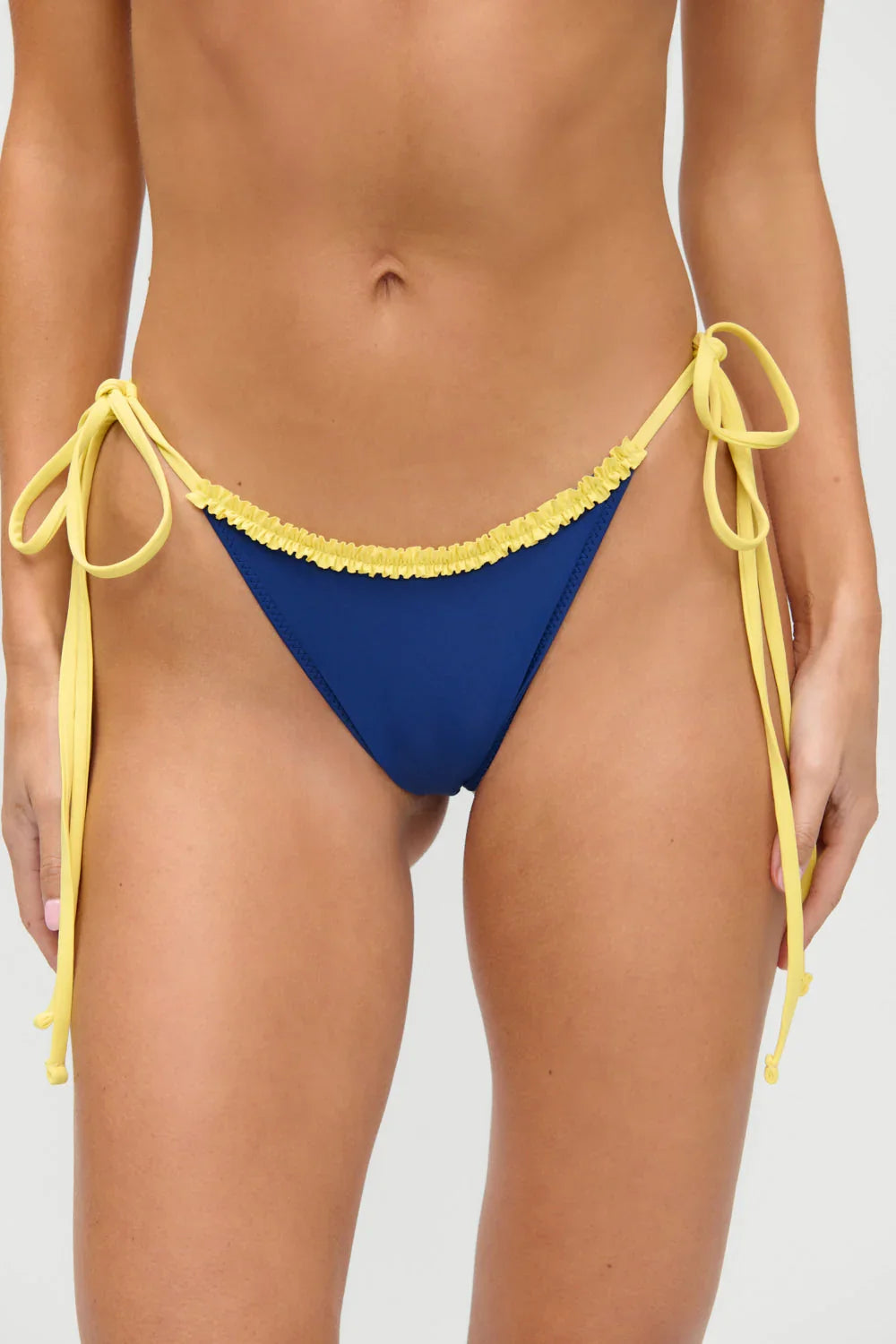 Bas de bikini Mackenzie Cheeky - Michigan au crépuscule