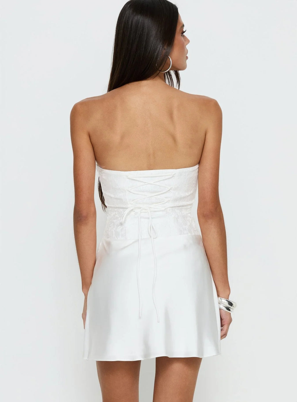 Robe courte bustier Jenevieve, drapée, blanche