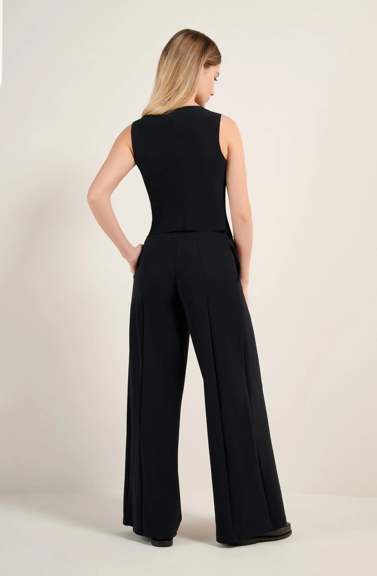peggy Wide black trousers
