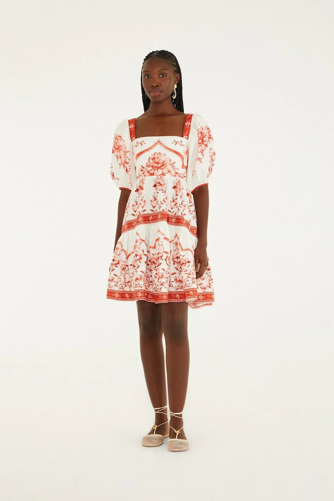 Mini-robe de jardin en porcelaine rouge