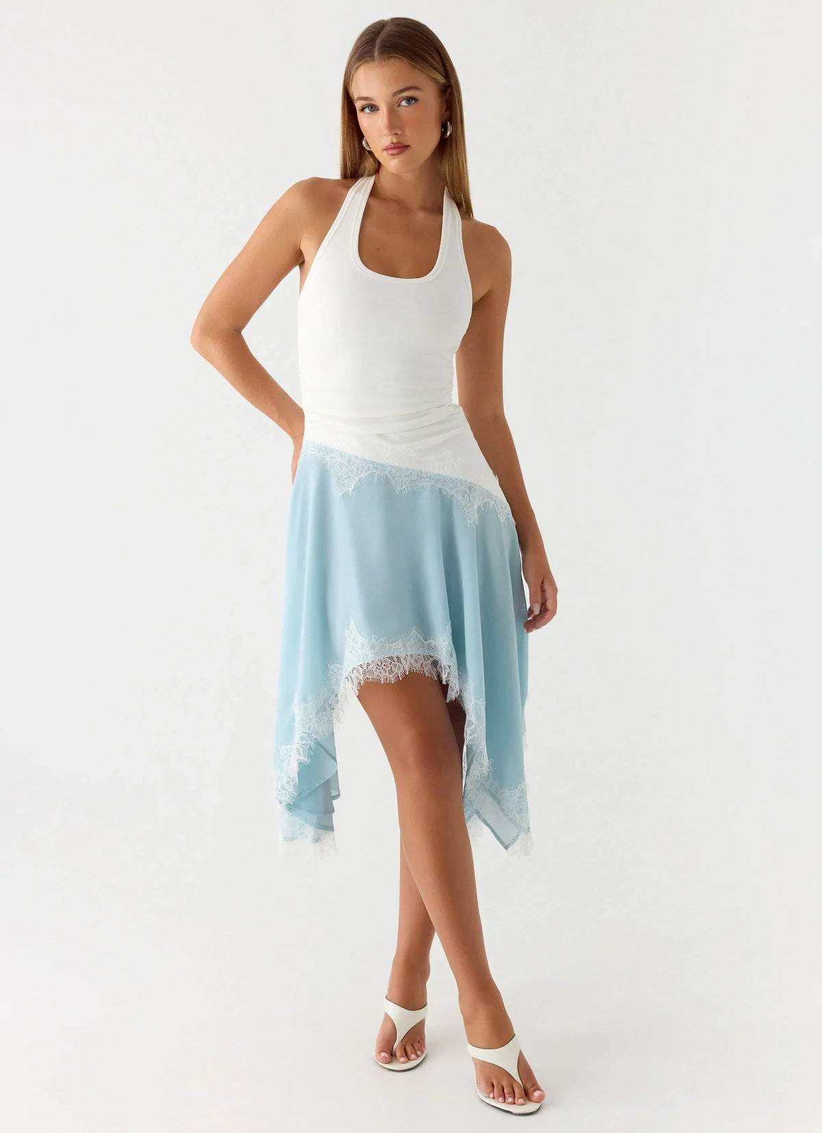 Robe midi Brionee – Bleu pâle et blanc