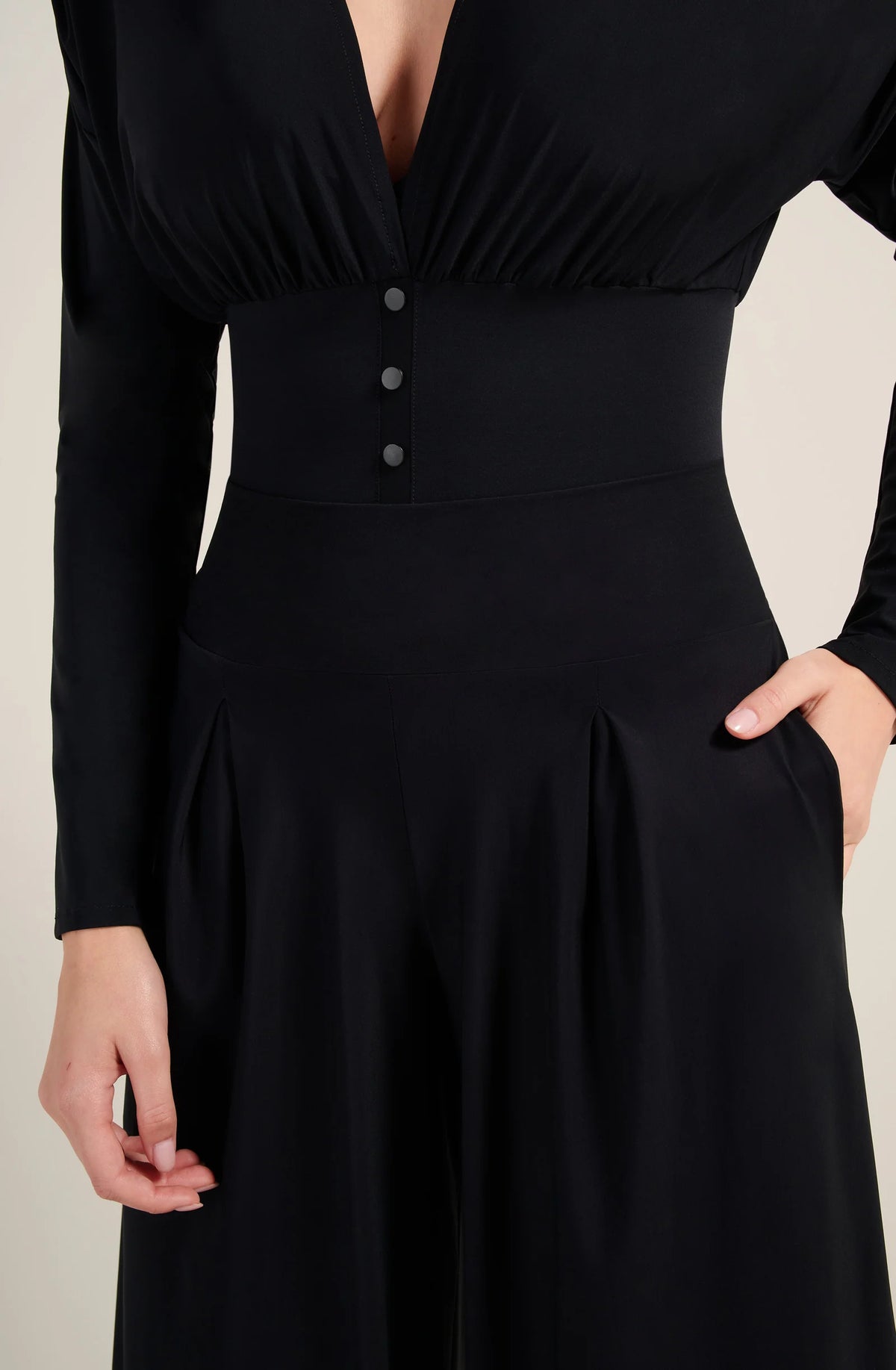 panna Black pleated trousers