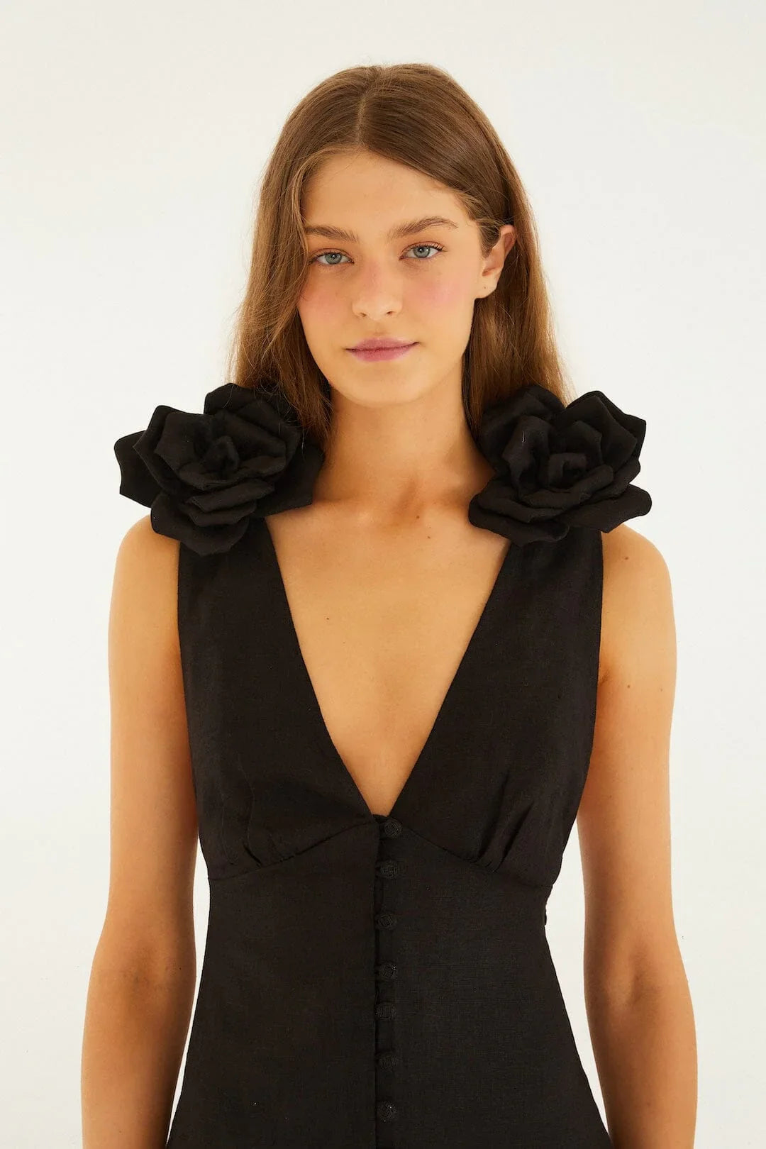 Mini-robe sans manches noire à fleurs 3D