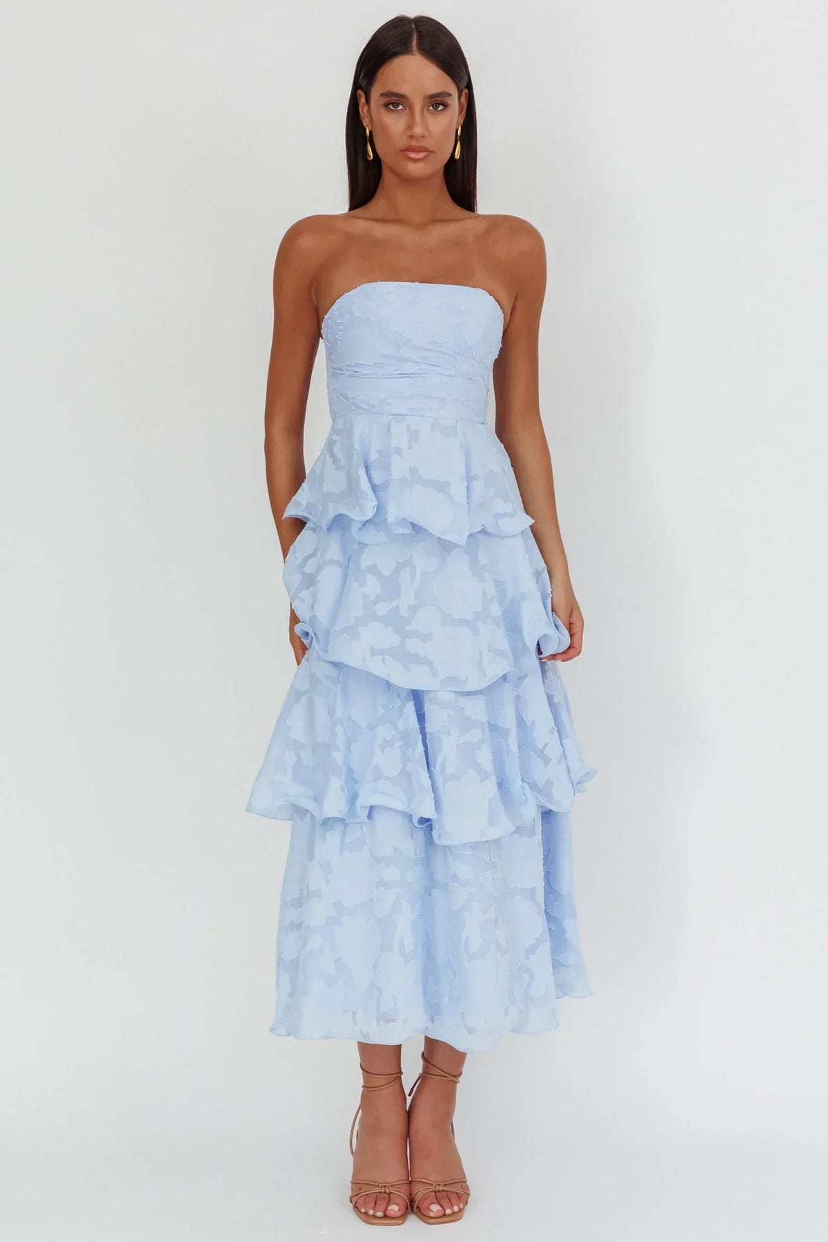 Robe midi bustier Giavana superposée à fleurs gaufrées bleue