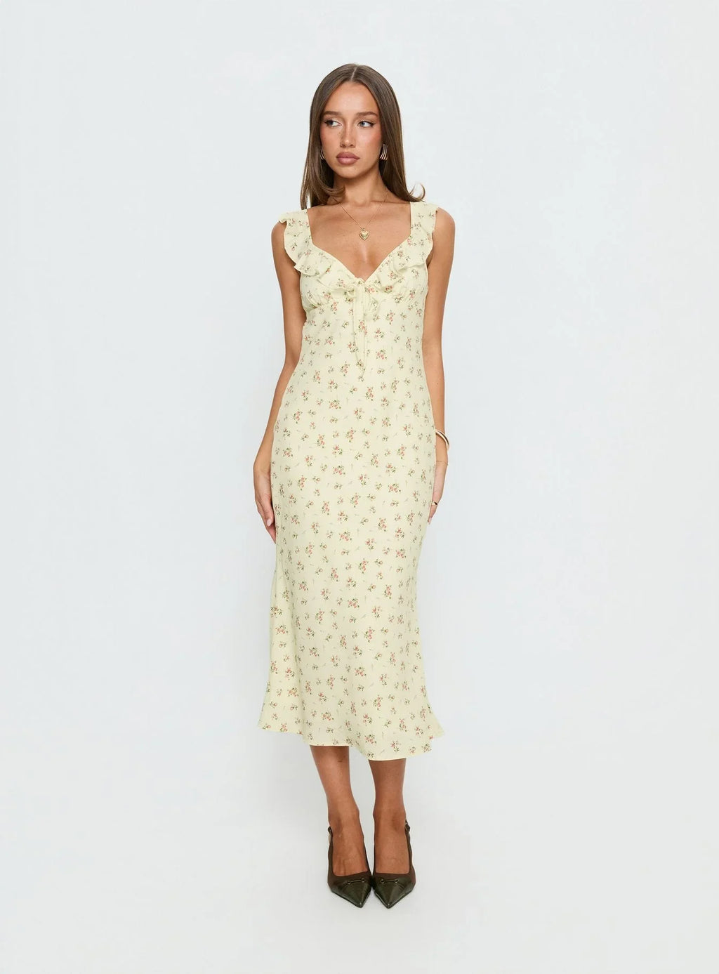 Robe longue Leabelle à volants, col en V, motif floral jaune