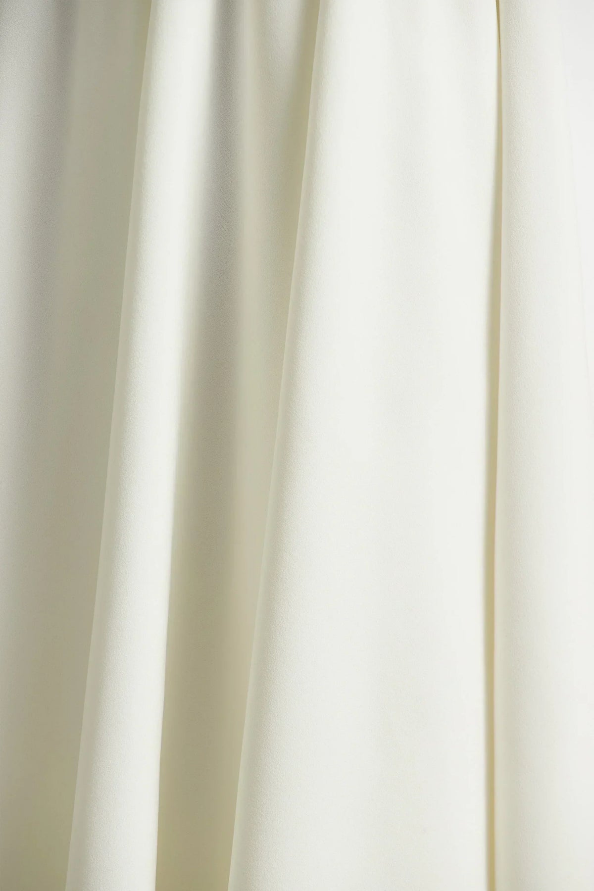 Bellamy | Robe longue mi-mollet en tricot écru à col rond et manches longues