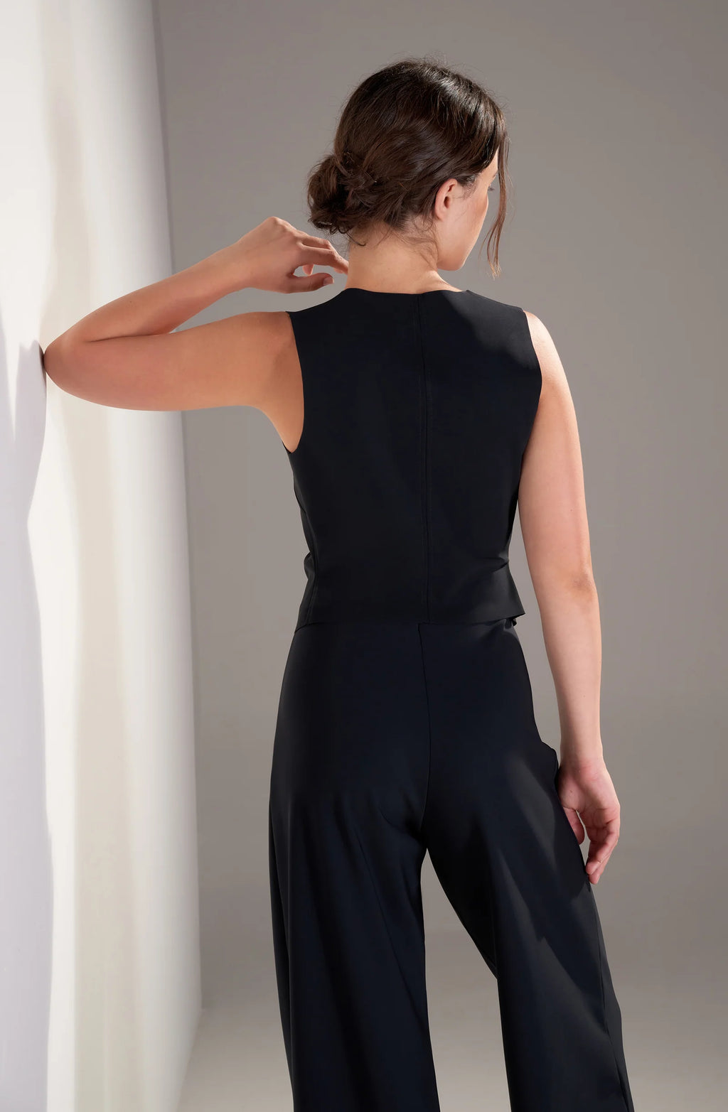 gabie Black vest