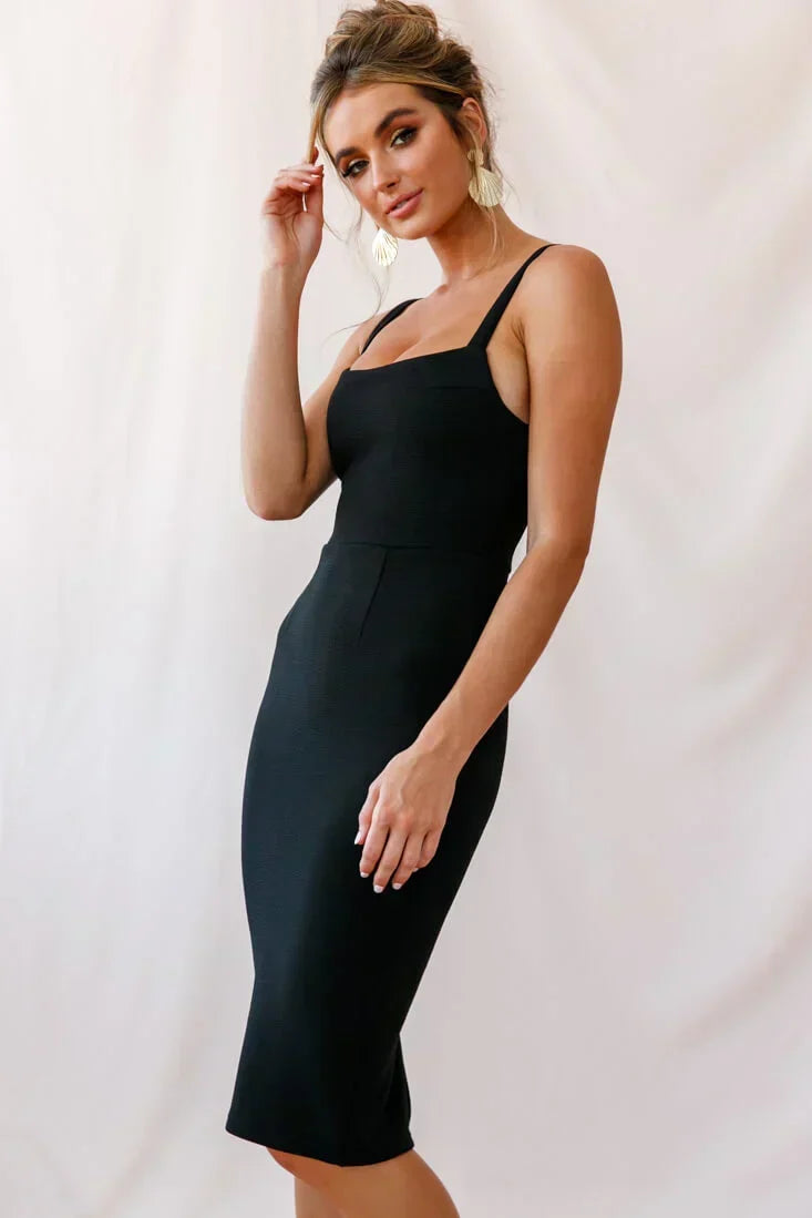 Robe midi Georgia noire à encolure carrée