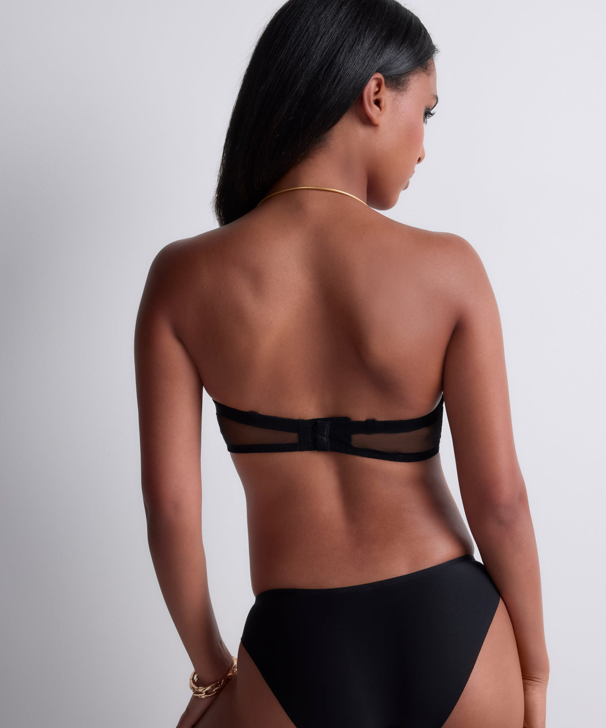 Sheer Emotion Soutien-gorge bandeau décolleté plongeant Noir