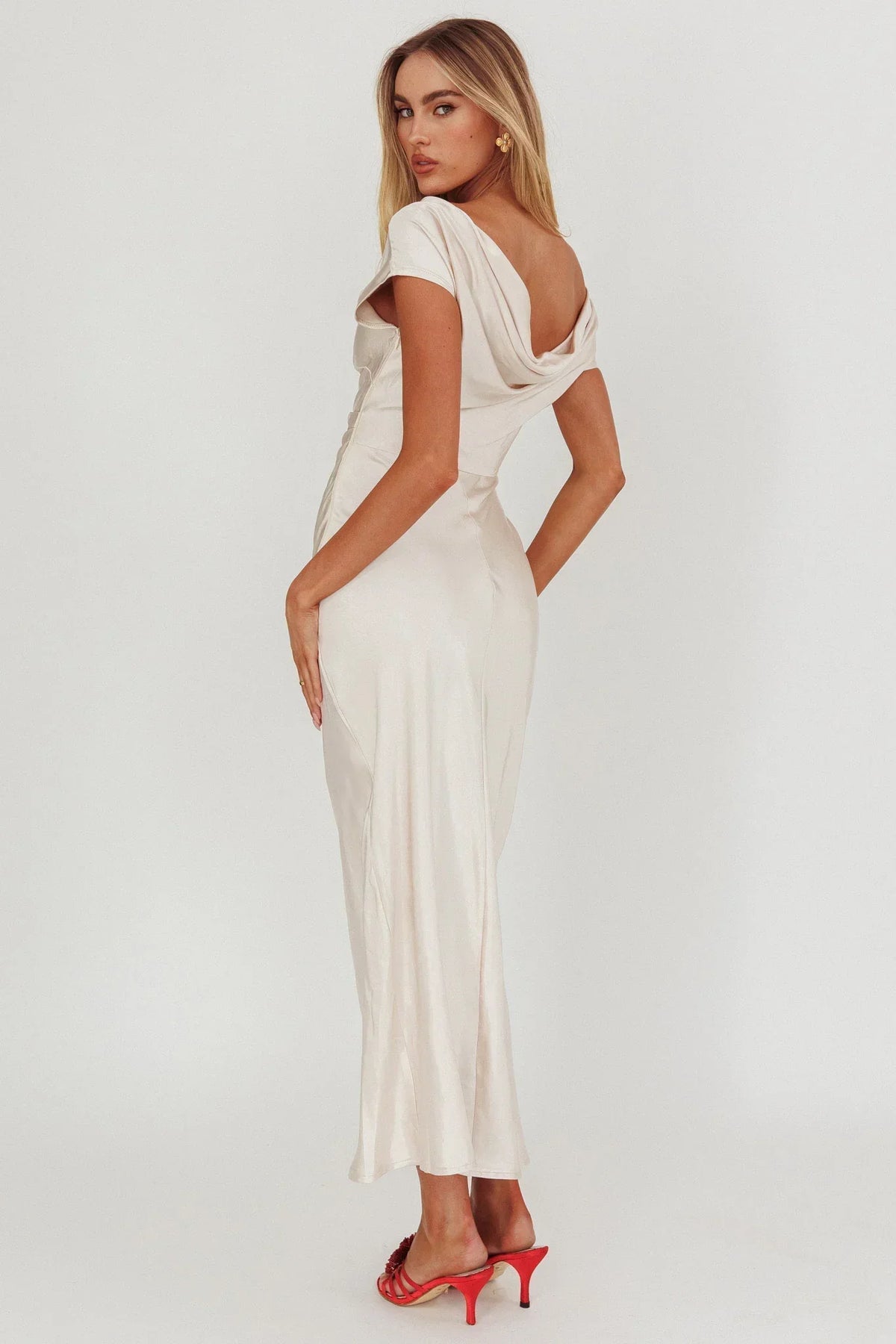 Robe midi Loveland à manches courtes et dos bénitier - Champagne