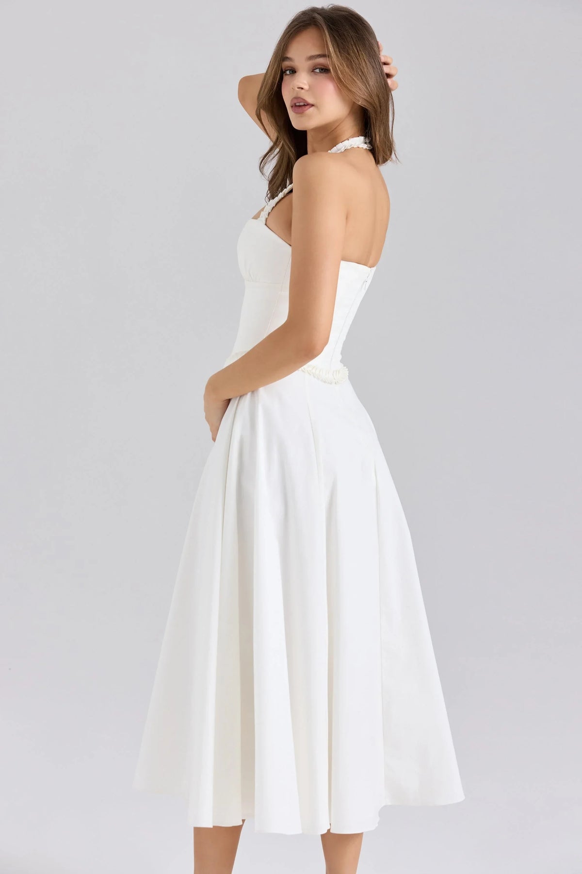robe midi blanche en coton stretch à licou