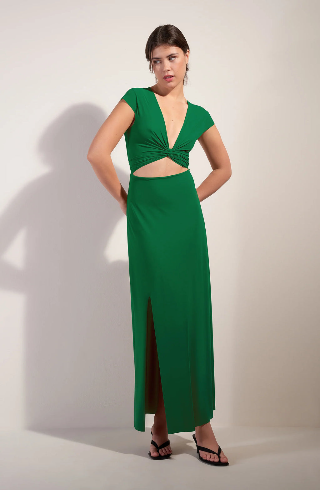 Robe longue Jade à découpe courte