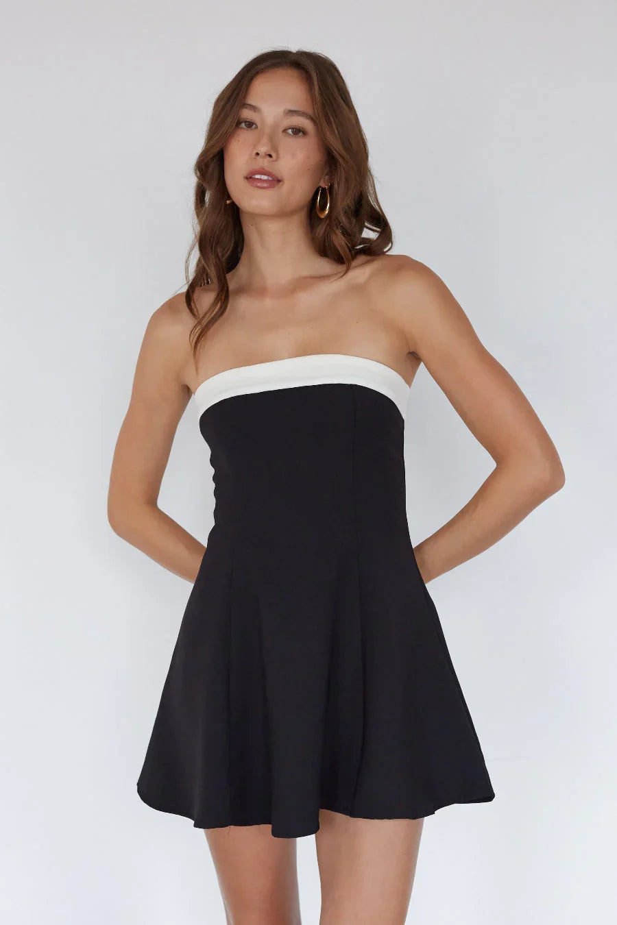 Robe babydoll courte Natalya Contrast
