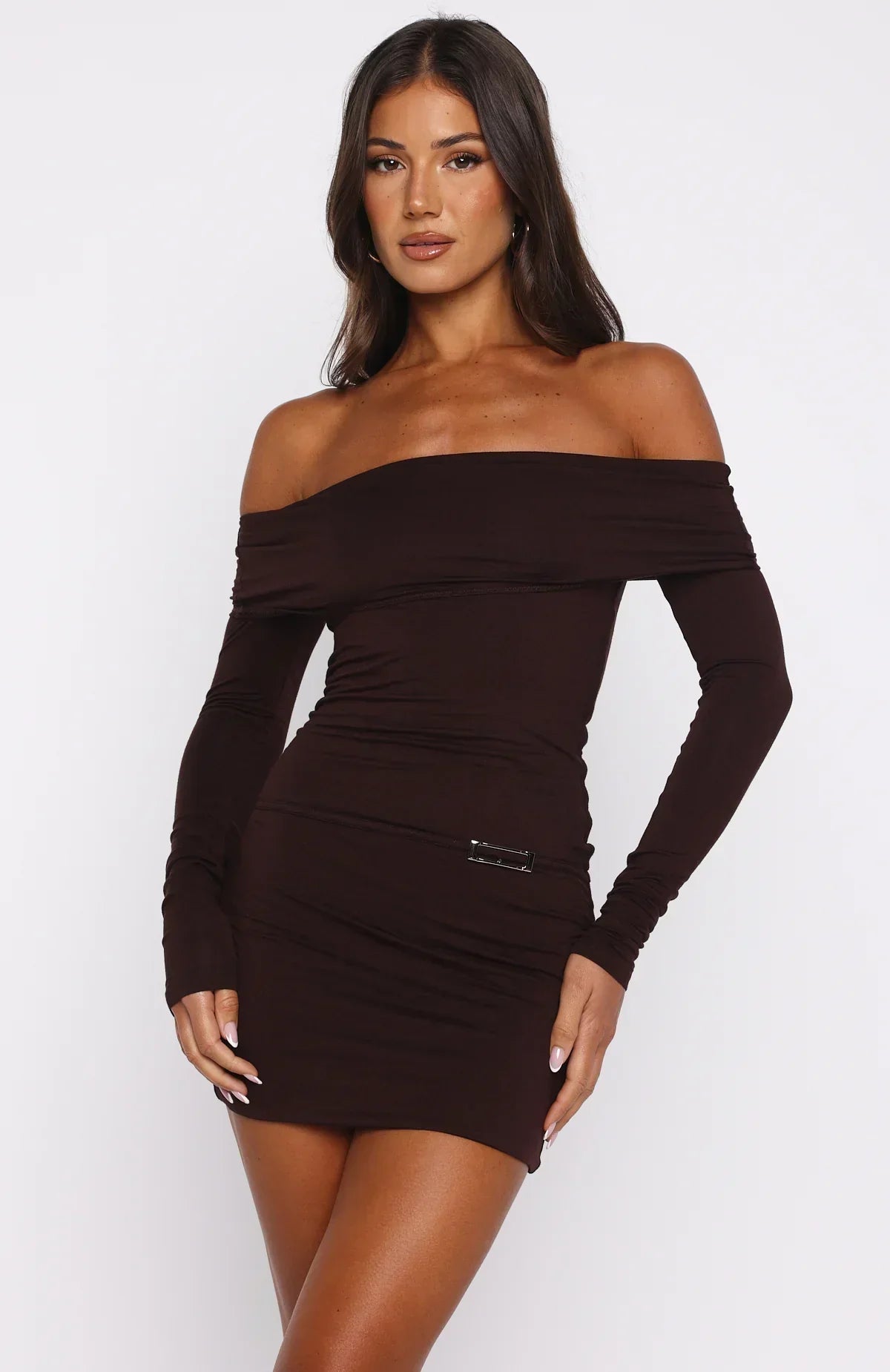 Montre-moi comment la mini-robe chocolat