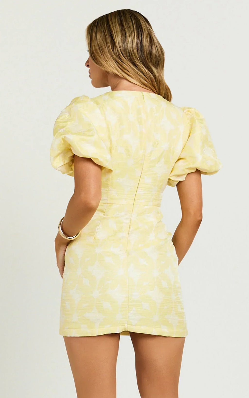 Robe Courte Diana - Robe Courte Jacquard Manches Courtes Découpée Citron