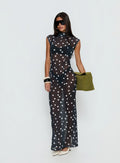 Robe longue redéfinie à pois noirs