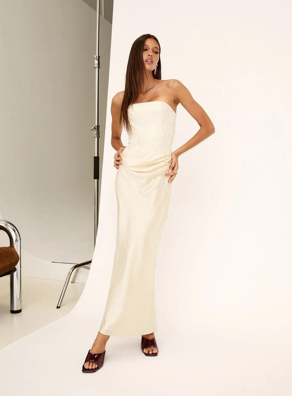 Robe longue drapée sans bretelles Jenevieve Citron