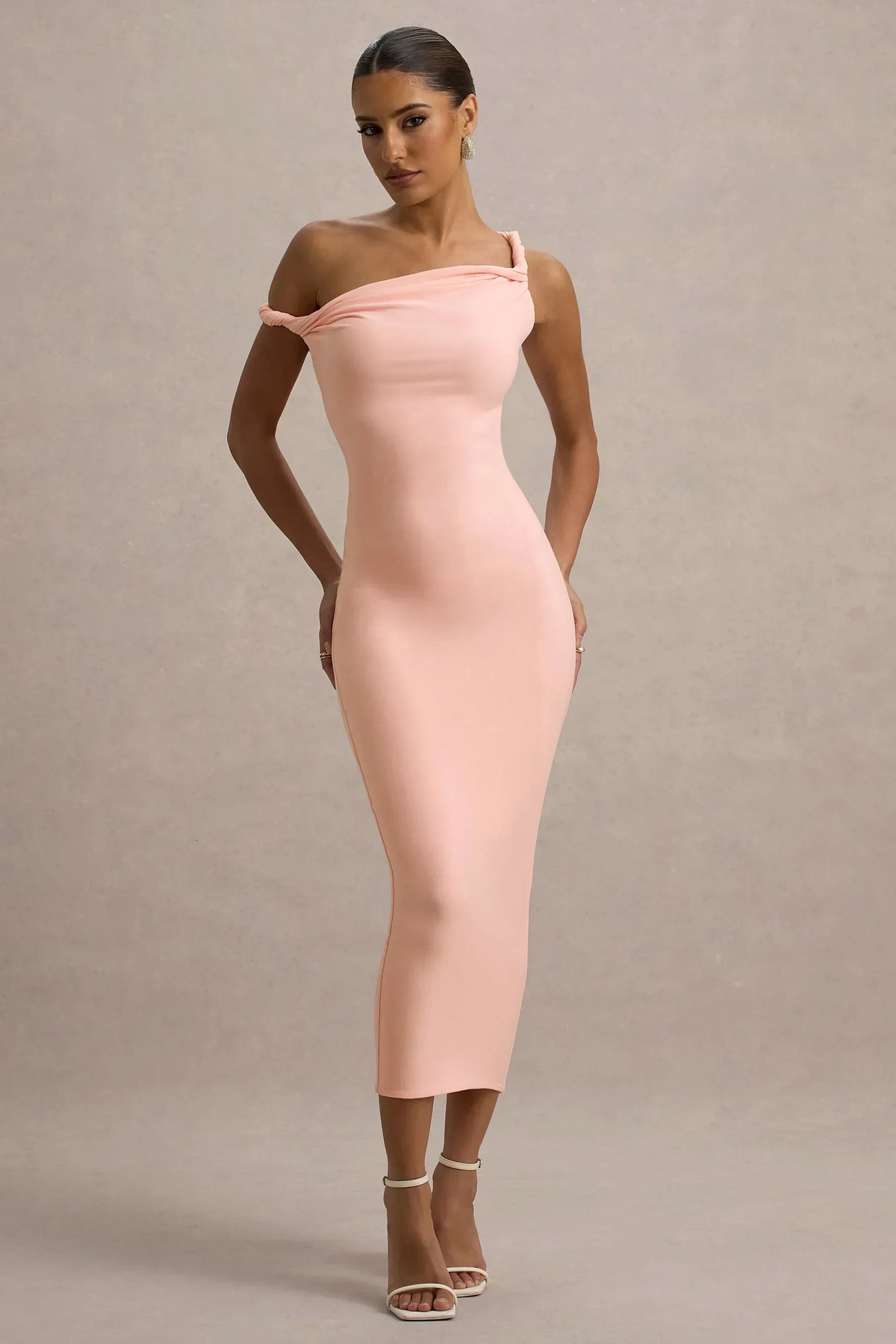 Salomé | Robe midi asymétrique torsadée rose