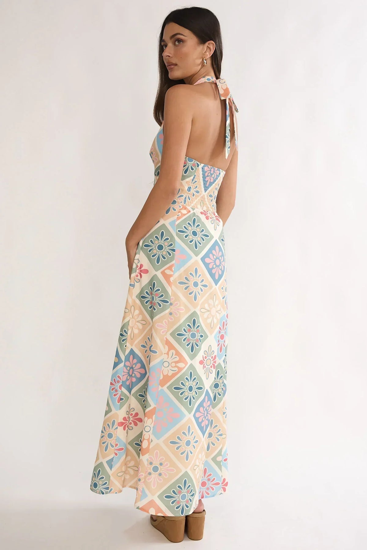 Robe longue trapèze à col montant Nolara vert multicolore