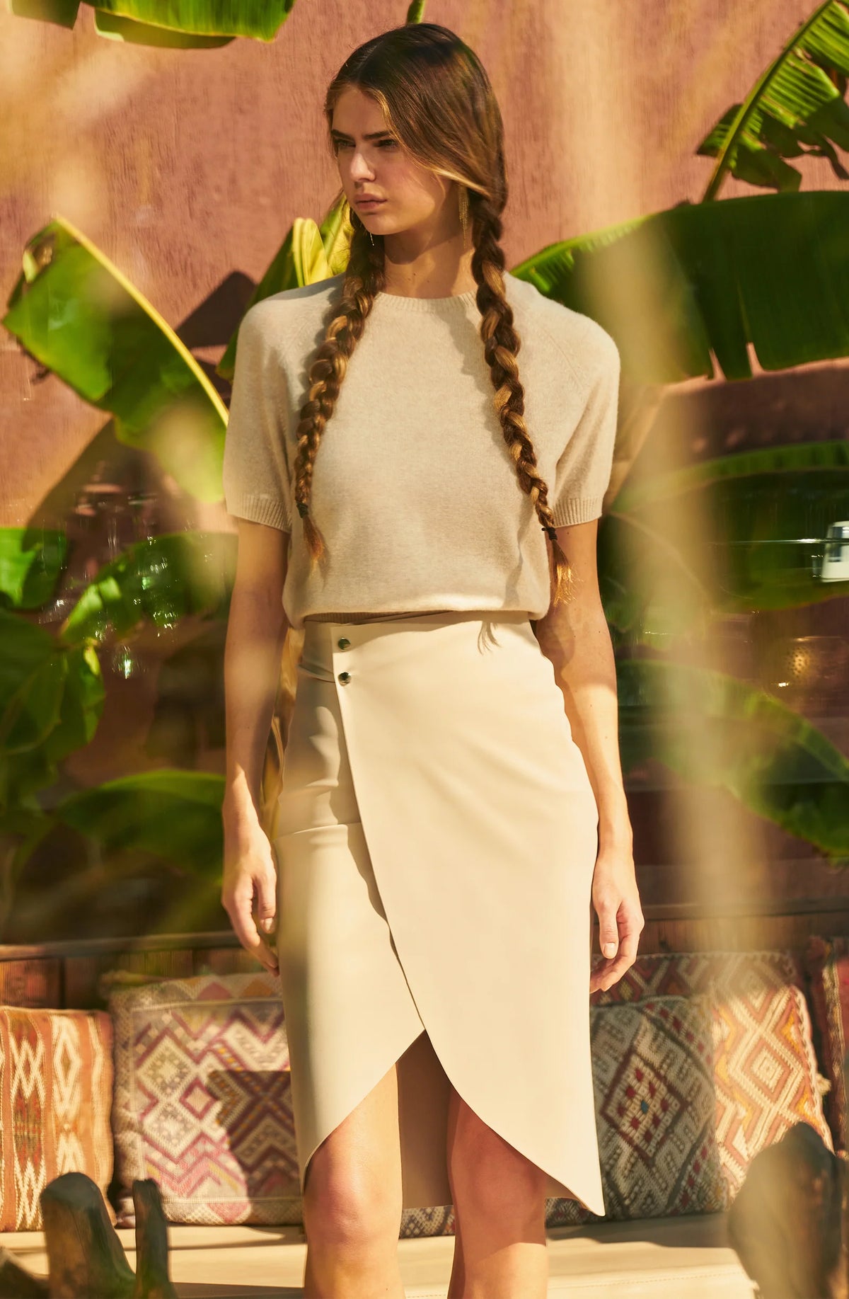 yonha High-waisted Sand tulip skirt