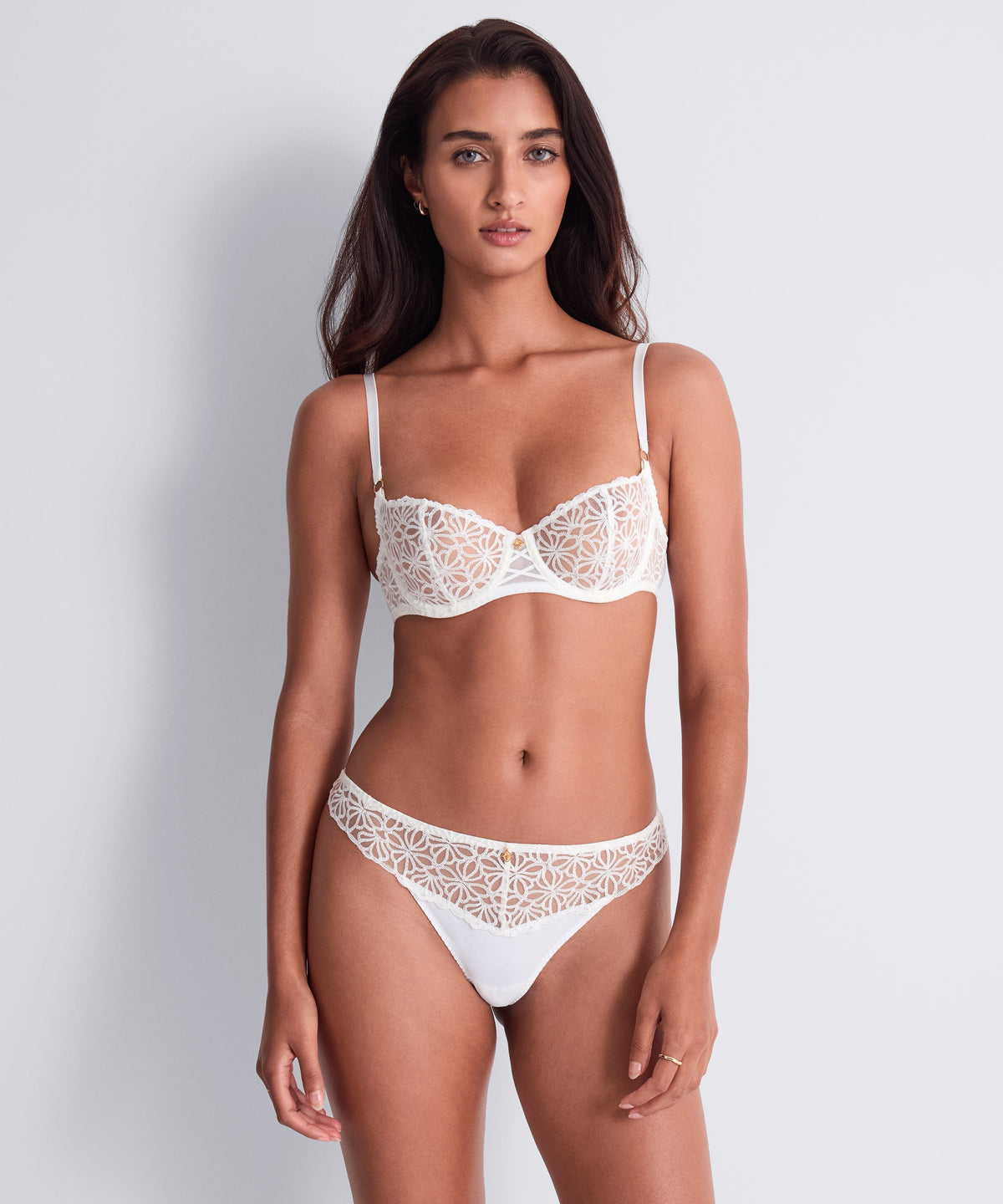 Secret Memories Soutien-gorge Corbeille avec armatures Ivoire
