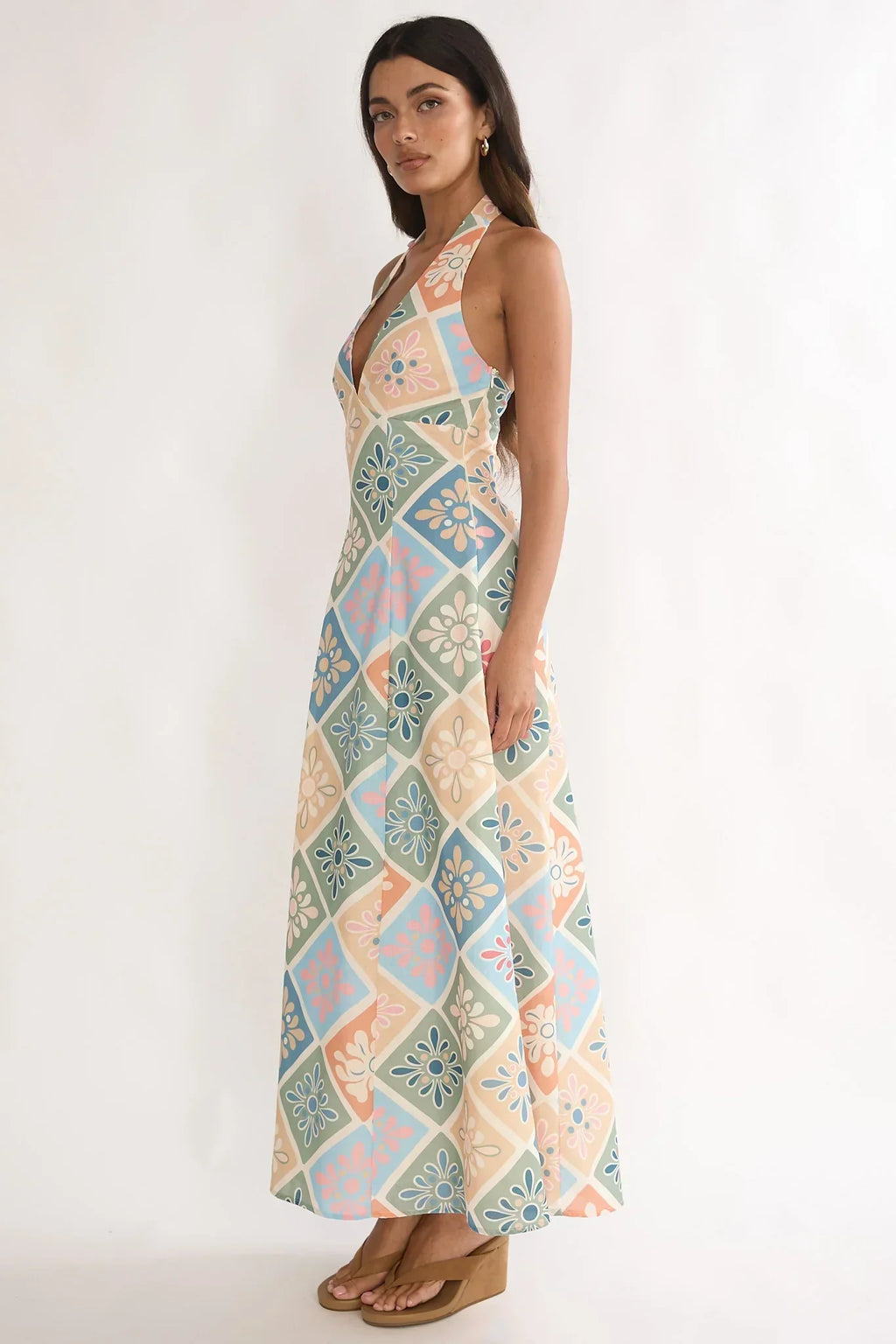 Robe longue trapèze à col montant Nolara vert multicolore
