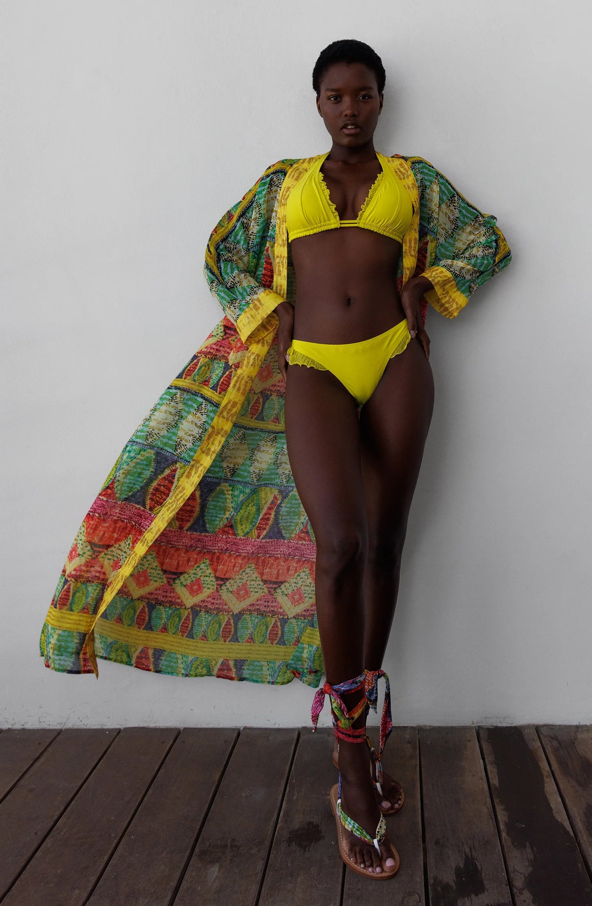 Bikini tanga à volants noir Malala
