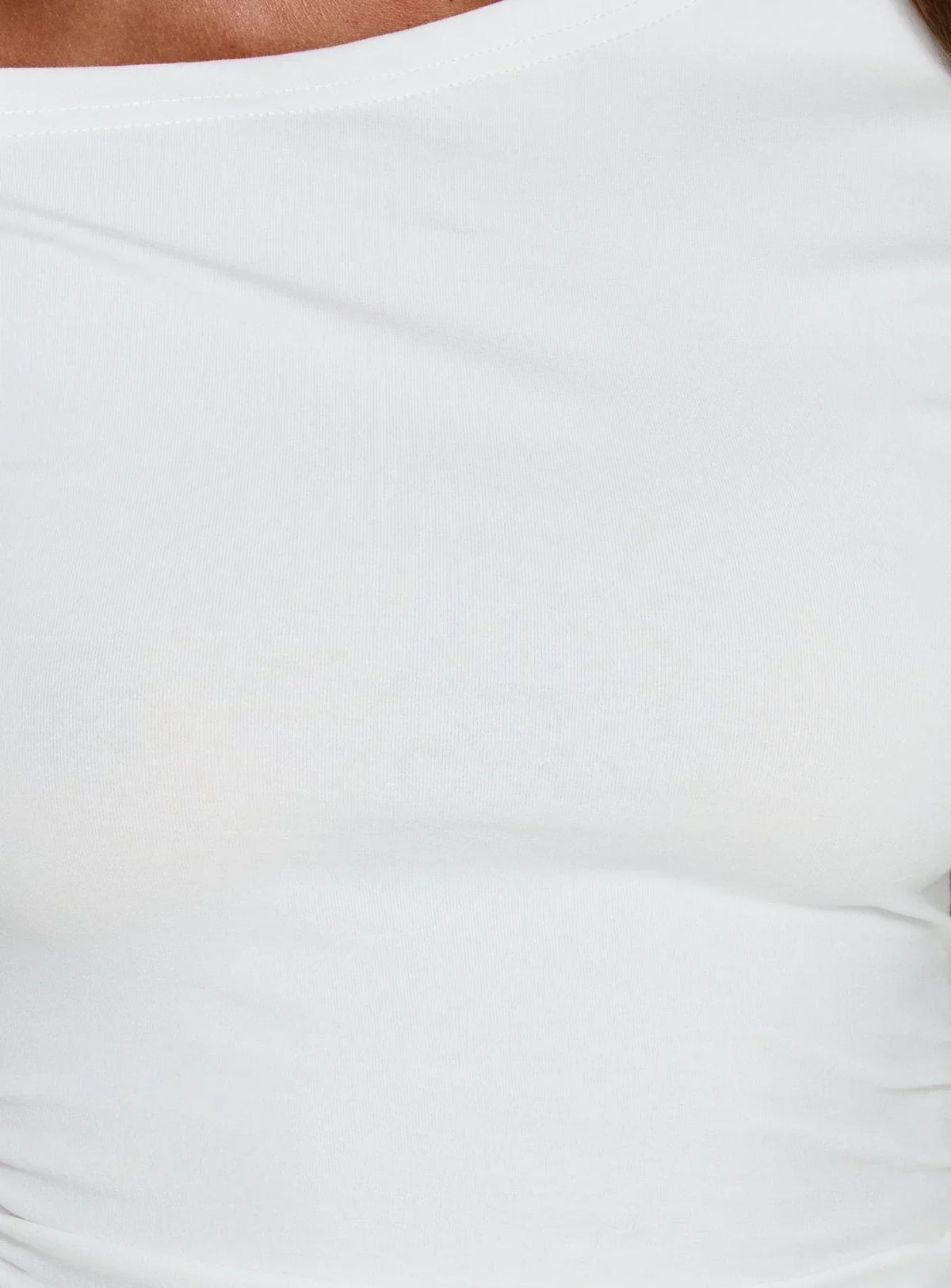 Robe Courte Épaules Dénudées Avriana Blanche