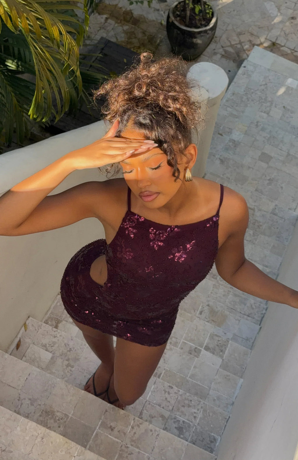 Mini-robe perlée Byron Nights bordeaux