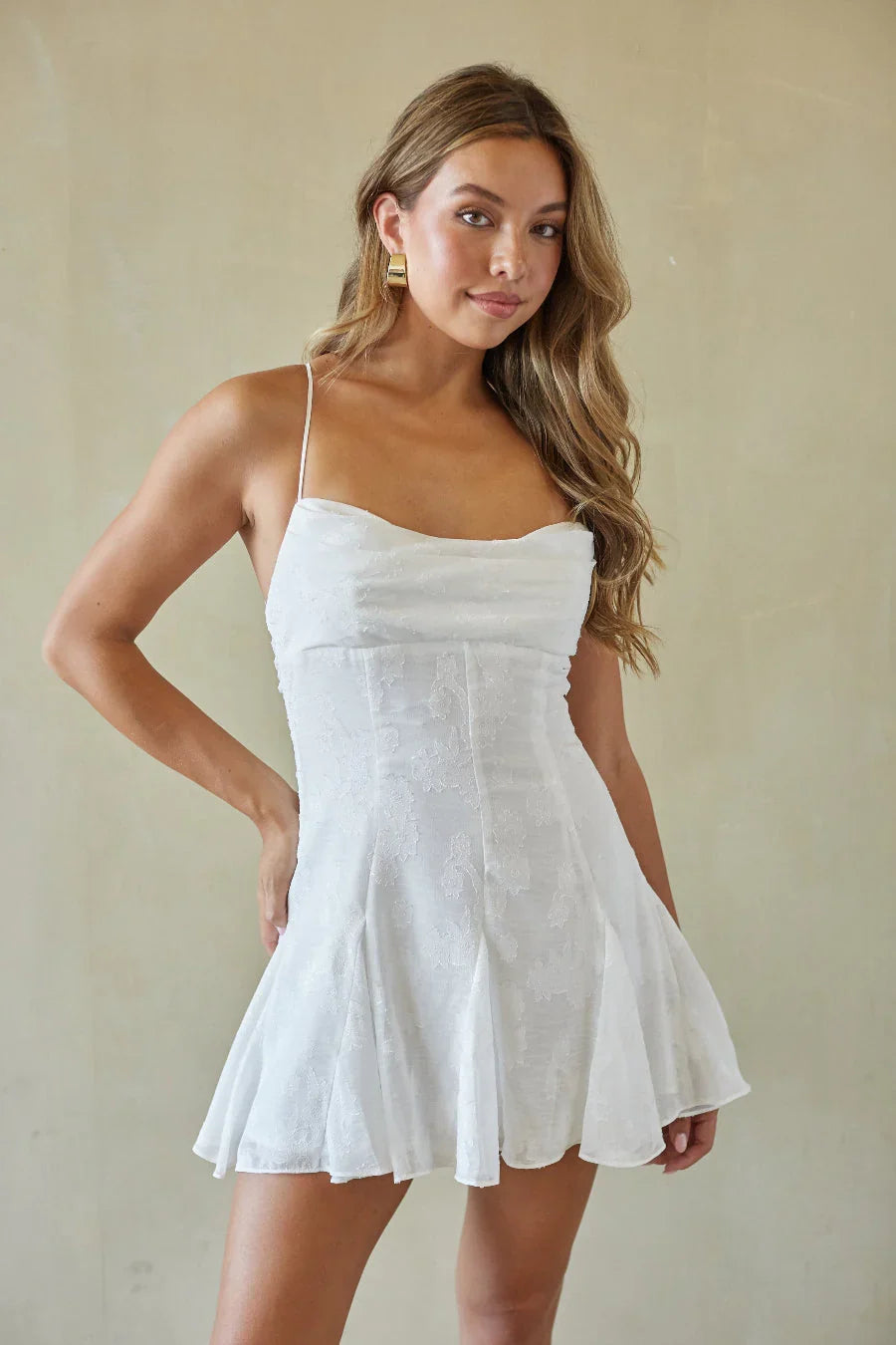Mini-robe Shana coupe babydoll à motif floral
