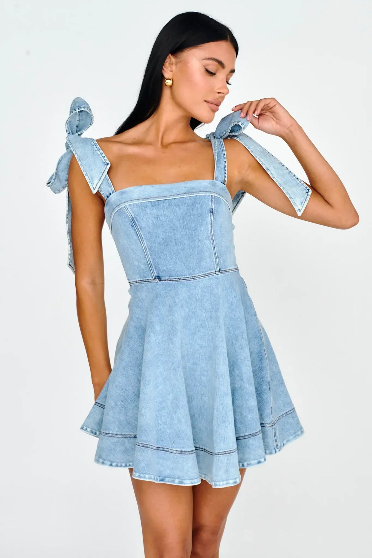 Robe Courte Jean Jeanie Épaules Bouffantes