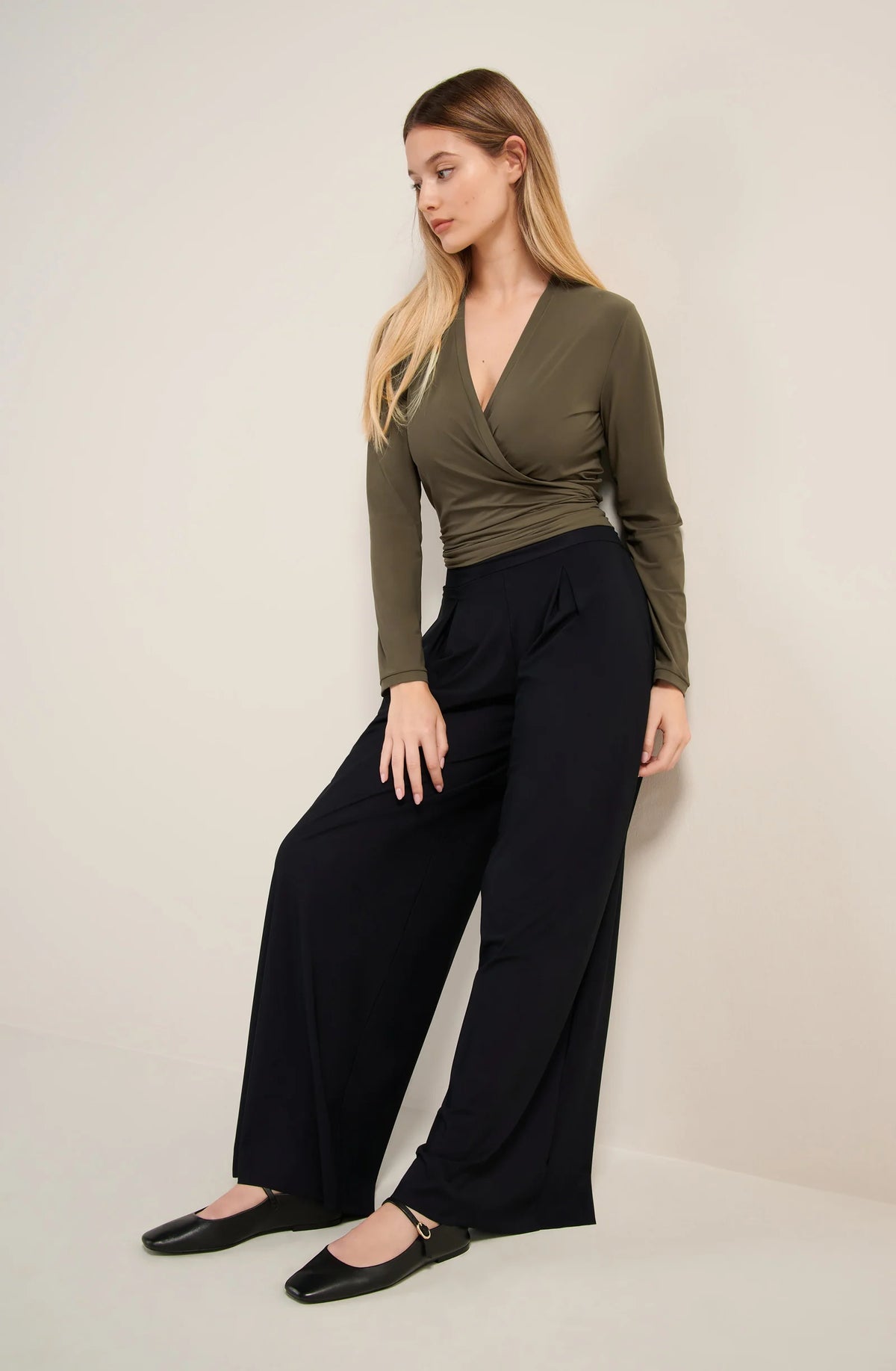 zaya Lichen green wrap top