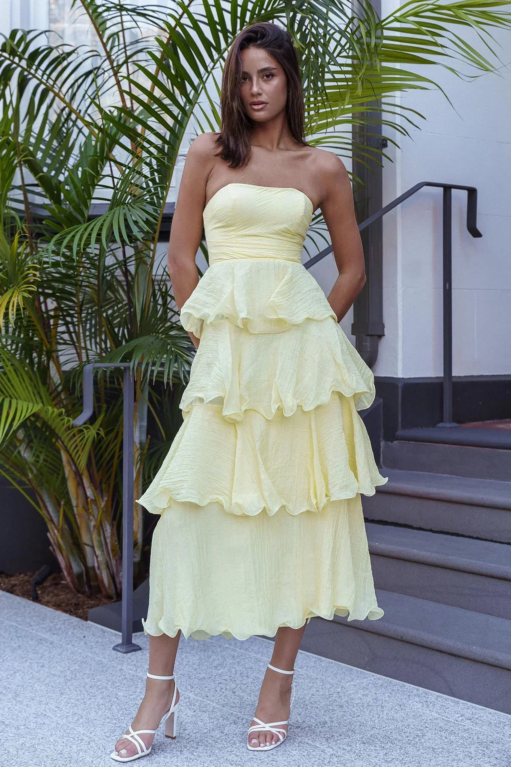 Robe midi Giavana bustier à volants superposés Citron