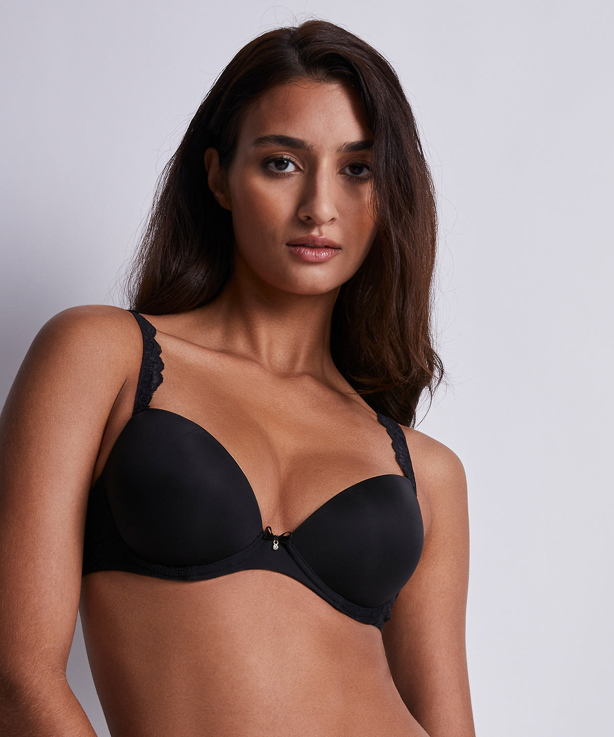 Sweetessence Soutien-gorge push-up à bonnets moulés noir