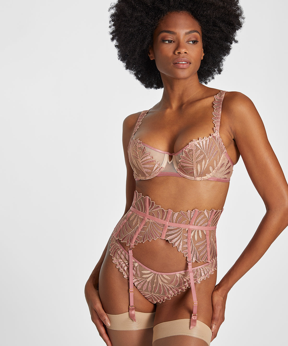 L'illusion sensorielle Rose en soie Serre-taille